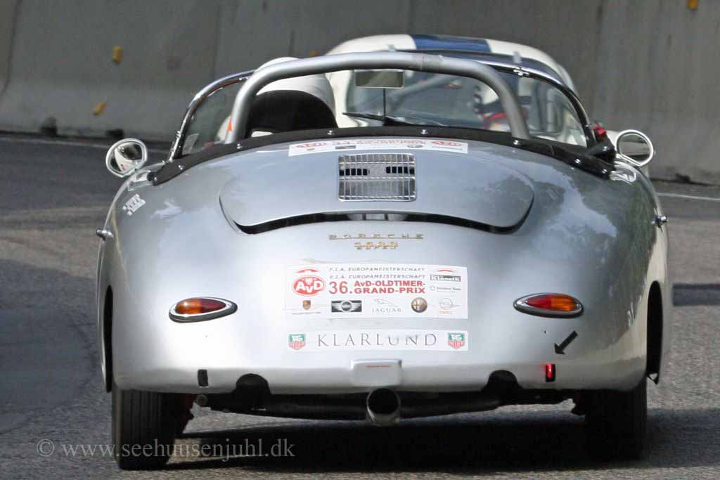 Ginetta G4 997cc 1964<br>Jakob V. Holstein<br>Porsche 356 Speedster 1582cc 1958<br>Peter Iversen