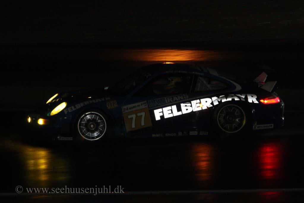PORSCHE 911 GT3 RSR 997 No.77Wolf Henzler