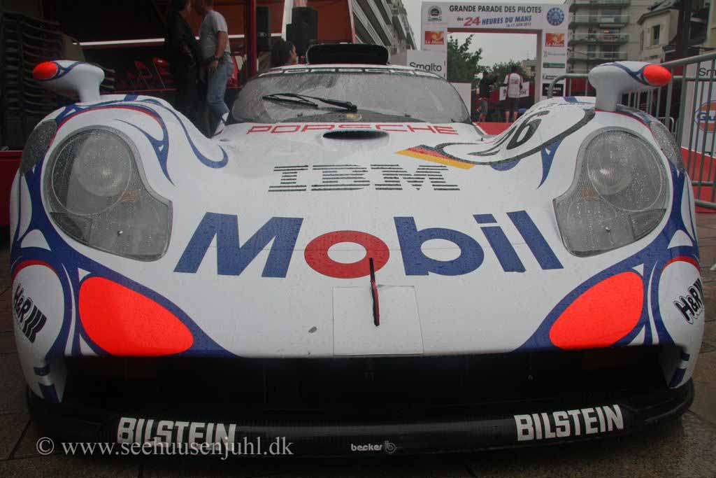 Porsche 911 GT1-98 Overall winner 1998