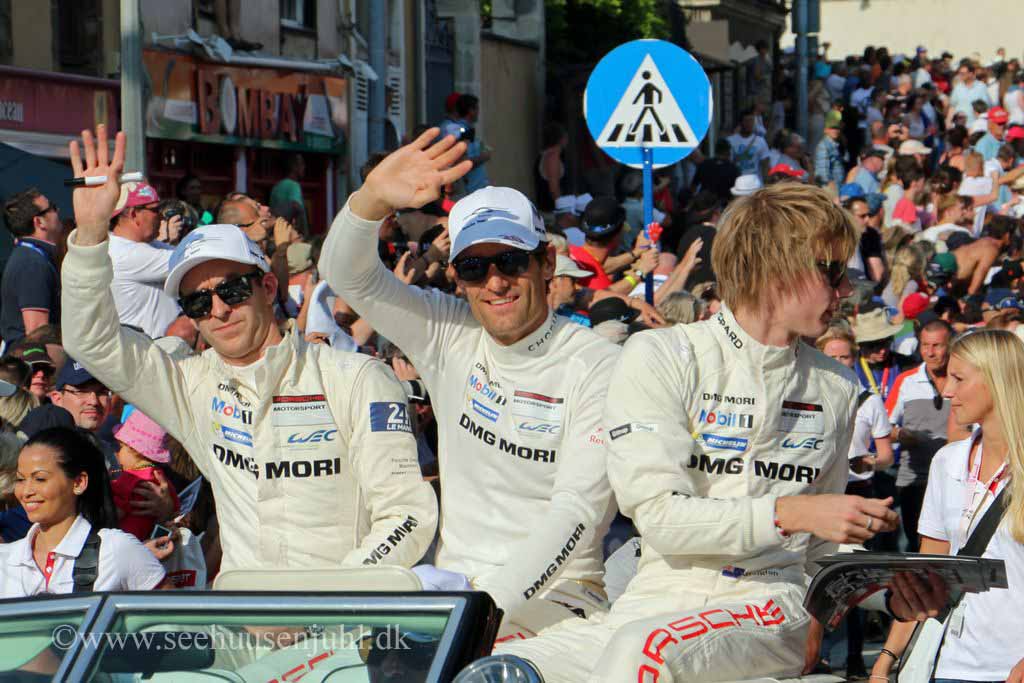 Timo Bernhard (DEU) / Mark Webber (AUS) / Brendon Hartley (NZL)