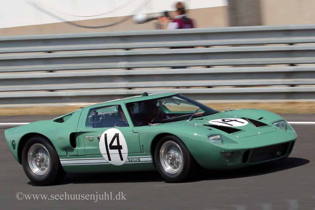 Ford GT40 Mk 1 - Chassis # 1006Quit 6th Hour Le Mans 1965