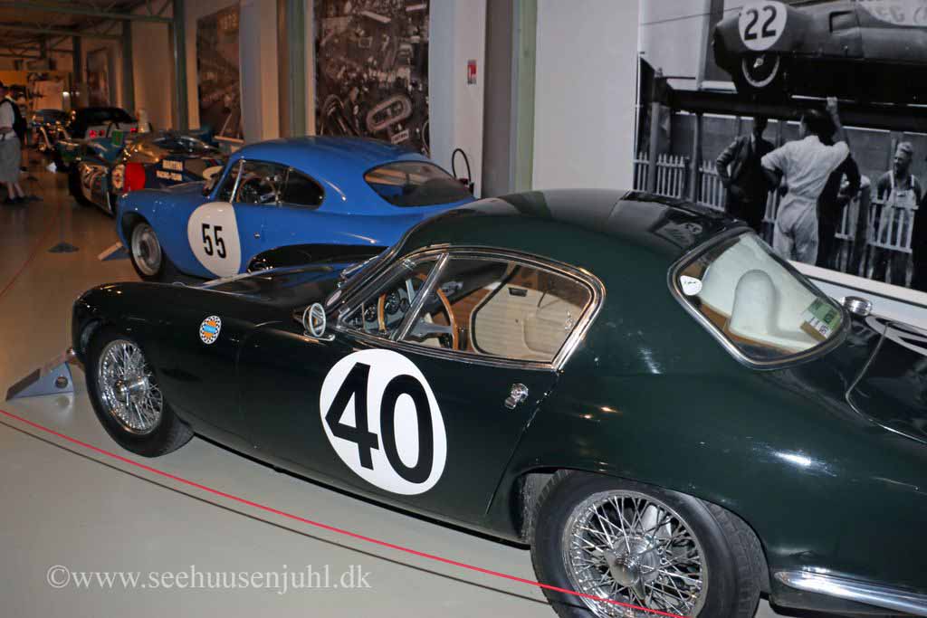 Lotus Elite Mk 14 (1961)Panhard C.D. Coach Le Mans (1962)