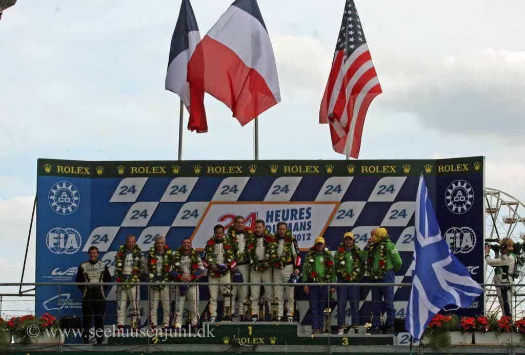 Victory ceremony  GTE AM